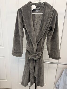 Restoration Hardware RH Plush Gray Bath Robe with Belt